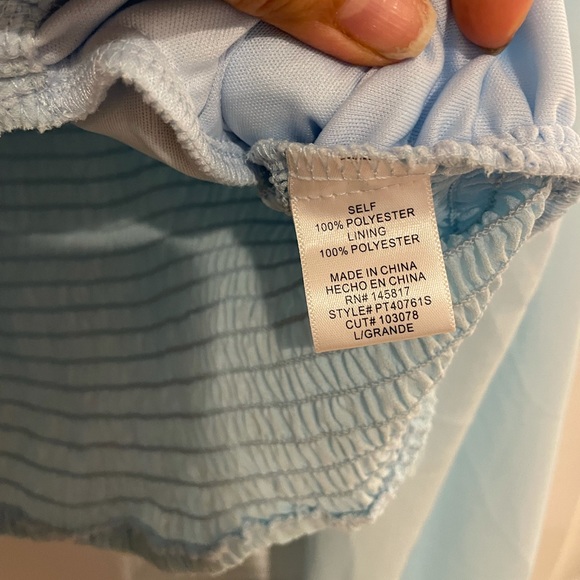 Lilly’s Kloset- My inspiration ruched mesh crop top - Picture 4 of 11